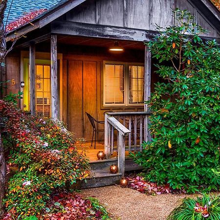 Love Ridge Mountain Lodging Lyndhurst Esterno foto