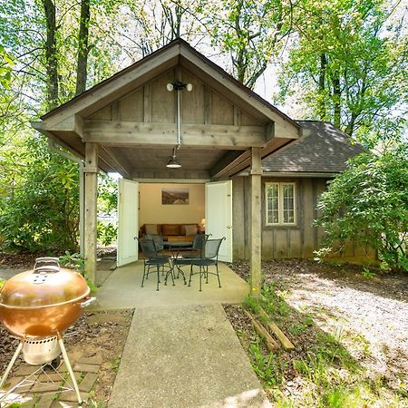 Love Ridge Mountain Lodging Lyndhurst Esterno foto