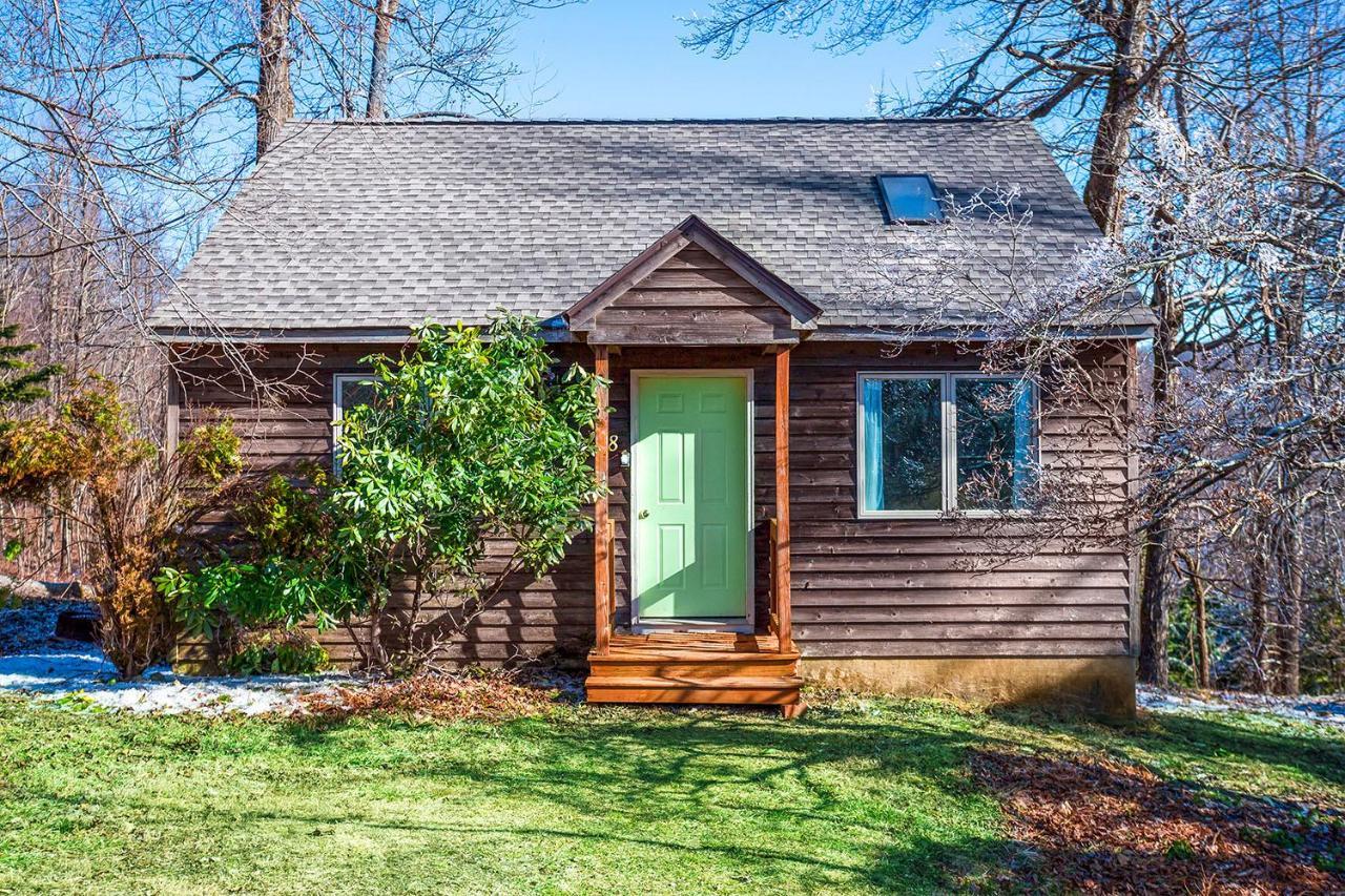 Love Ridge Mountain Lodging Lyndhurst Esterno foto