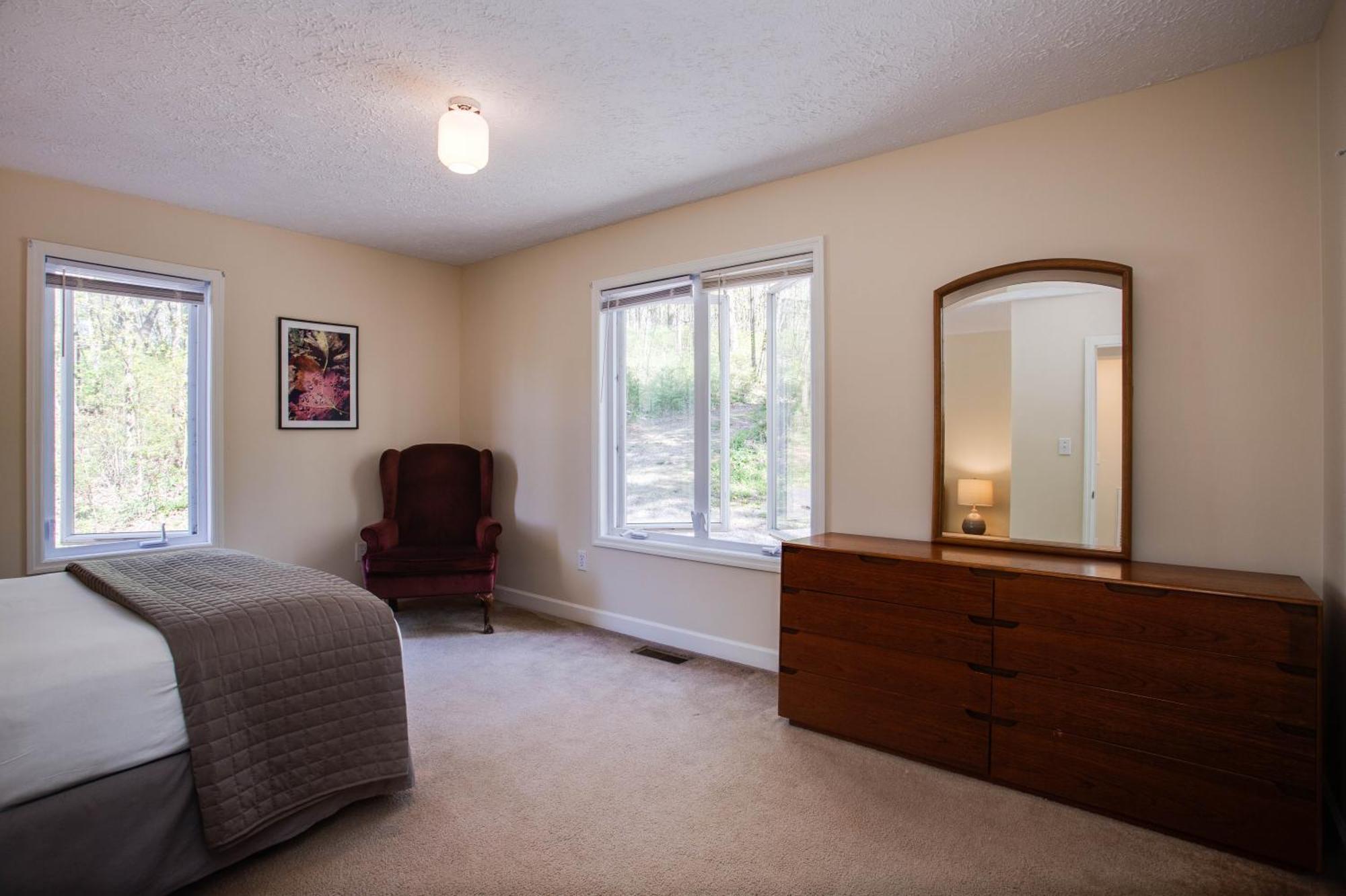 Love Ridge Mountain Lodging Lyndhurst Esterno foto