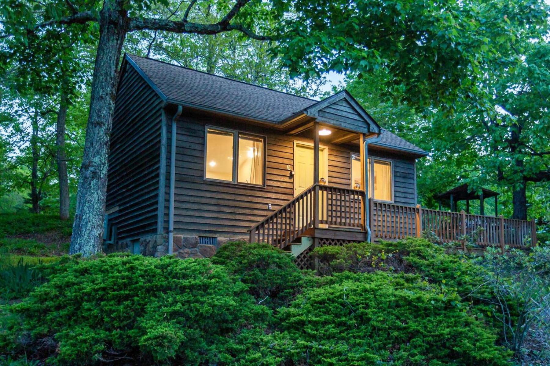 Love Ridge Mountain Lodging Lyndhurst Esterno foto